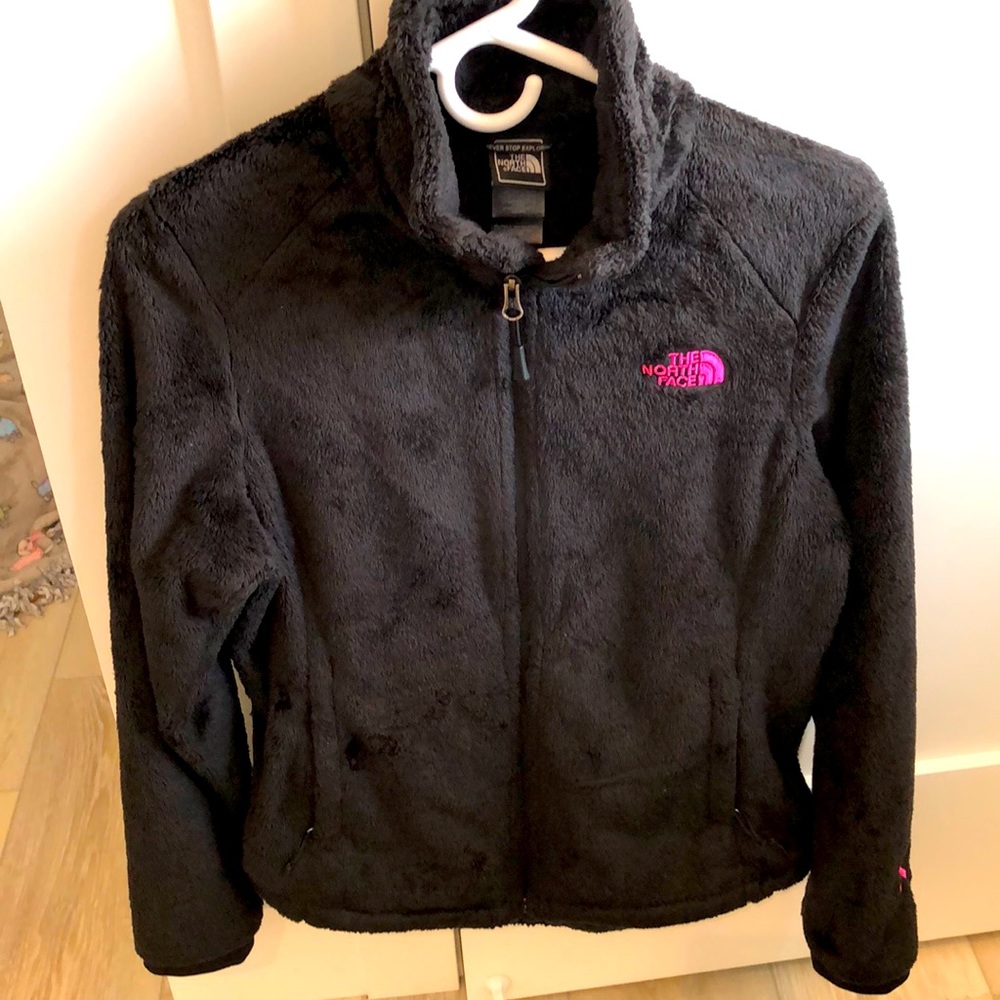 North Face breast cancer awareness edition 💕